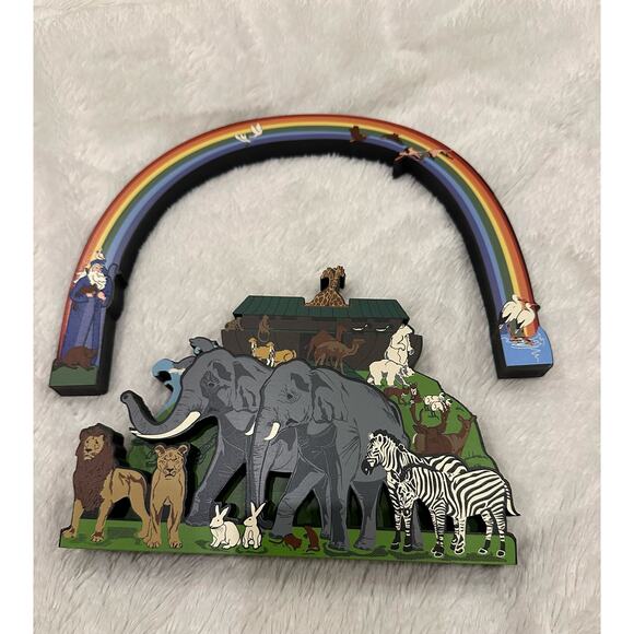Sheila’s Collectibles: Limited Edition Noah’s Ark w/ Rainbow - Picture 2 of 5